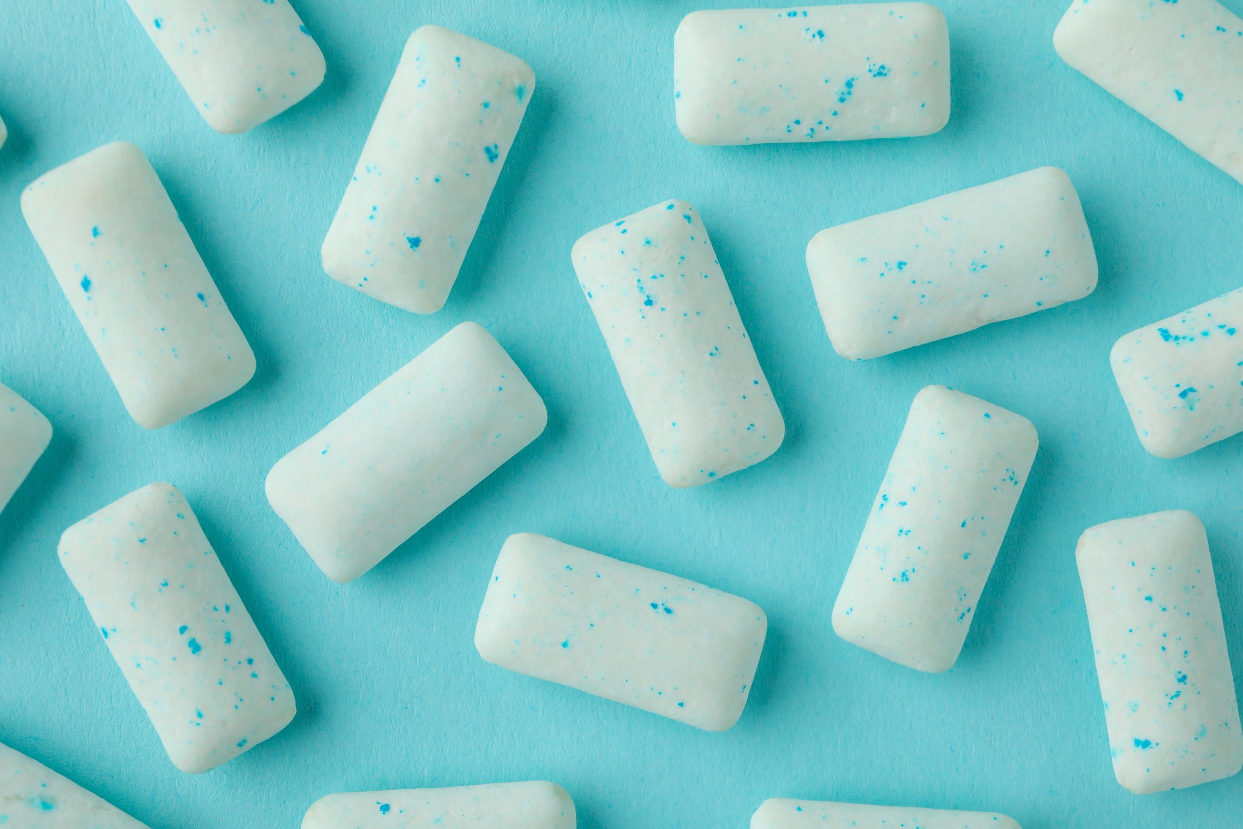 Lire la suite à propos de l’article POURQUOI MACHER UN CHEWING-GUM SANS SUCRES ?